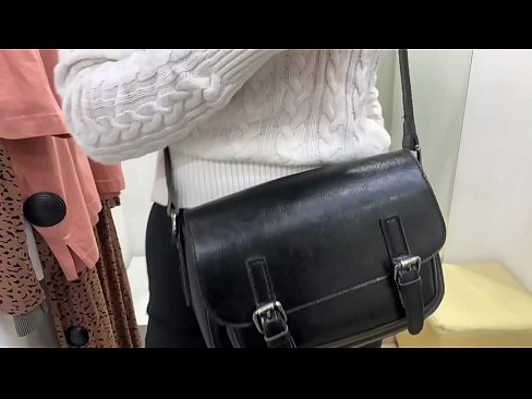 ❤️ Nyilvános maszturbáció a fiatal szuka FeralBerry egy dildóval a próbafülkében ❌ Sex video at hu.port-amurasso.ru