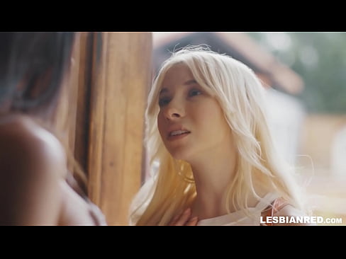 ❤️ A lány néhány hónap után hazajön, és végül a mostohaanyja punciját eszik. ❌ Sex video at hu.port-amurasso.ru